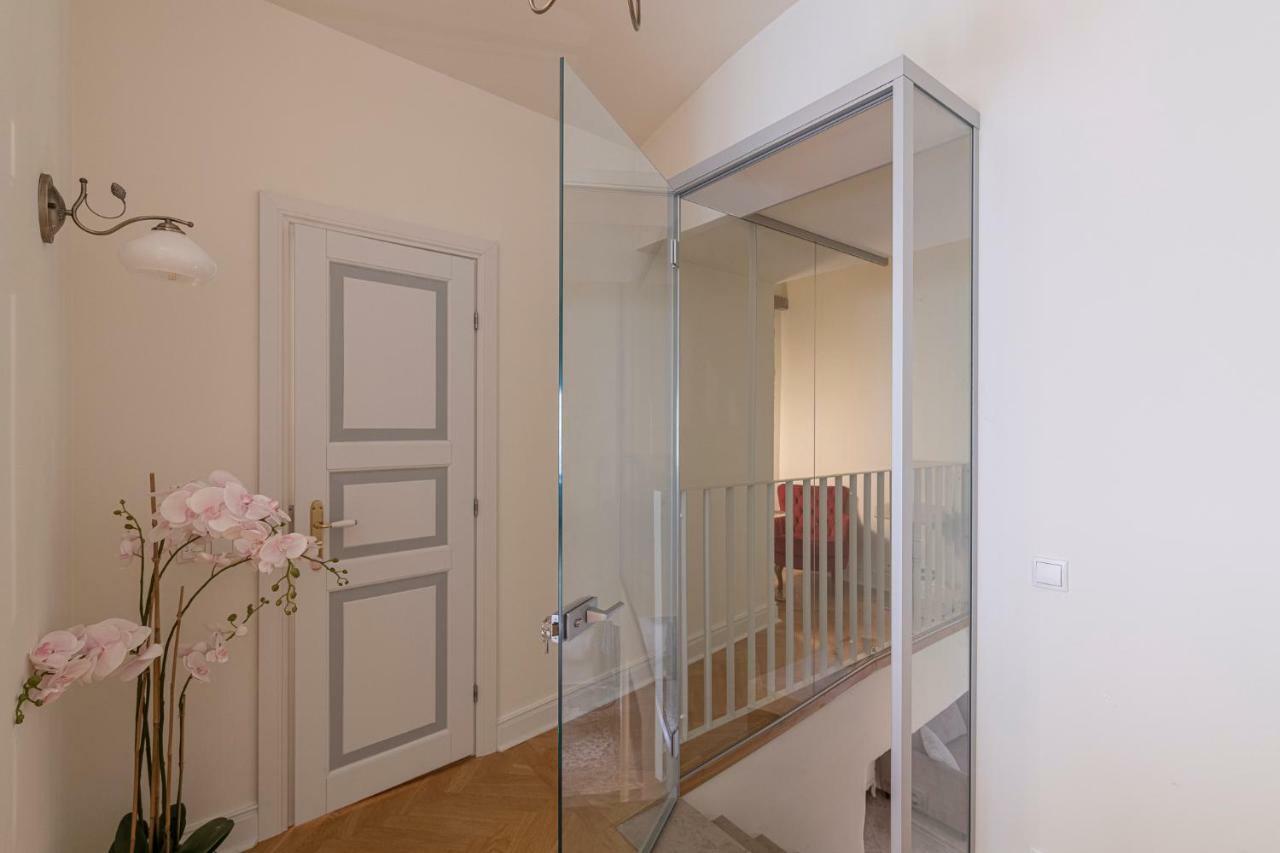 Tallinn Housing 2 Bdr 2 Bathroom With Sauna At Carl Engel Luxury House Ngoại thất bức ảnh
